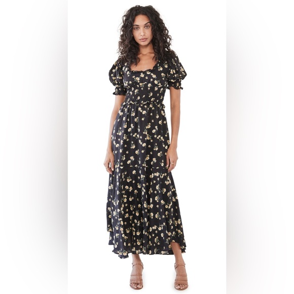 Sister Jane Dresses & Skirts - NWT Sister Jane Floral Midi Dress